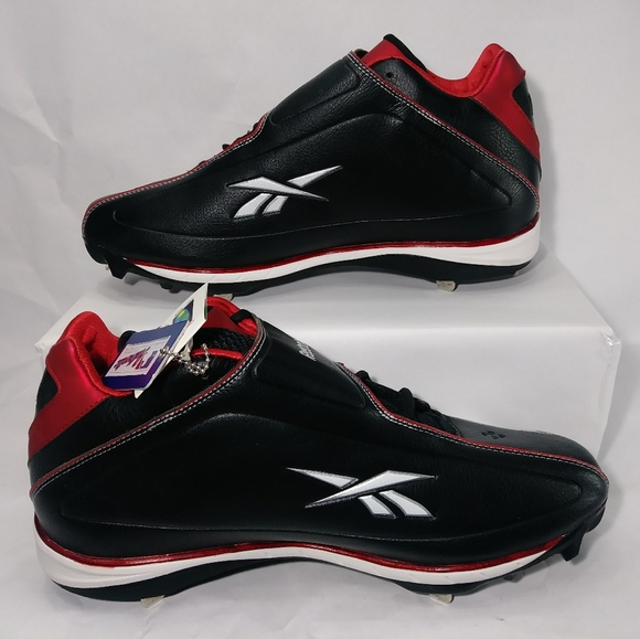 New Reebok sneakers with cleats - Picture 4 of 11